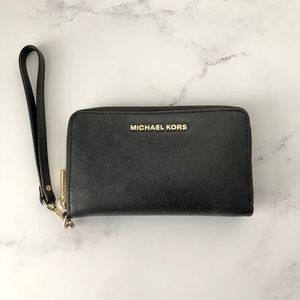 MICHAEL Michael Kors wristlet/ wallet